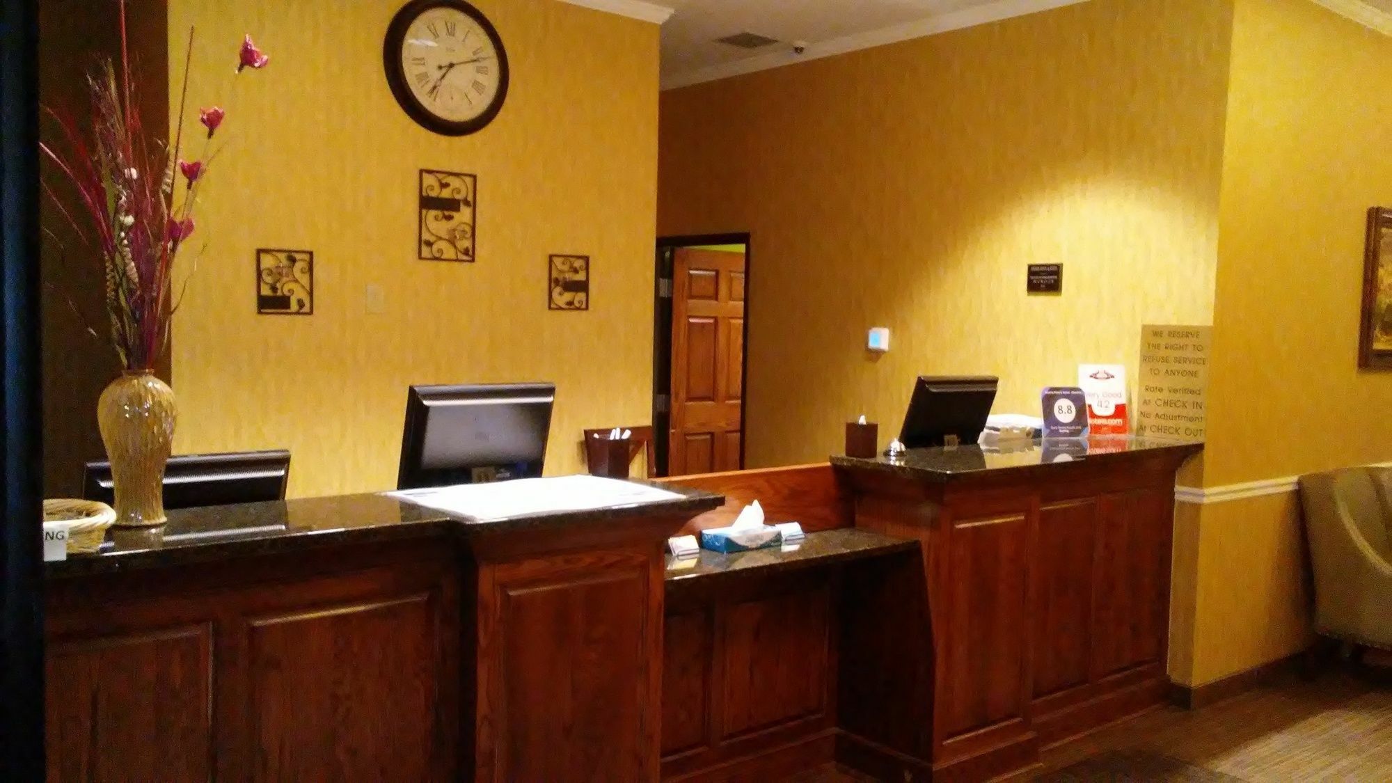 Astoria Hotel & Suites - Glendive Exteriör bild